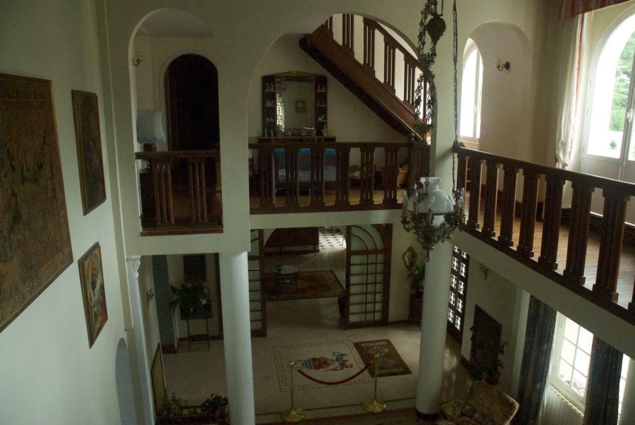 Le Clos Des Cedres B&B La Rochefoucauld Luaran gambar
