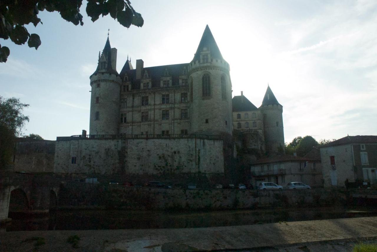 Le Clos Des Cedres B&B La Rochefoucauld Luaran gambar